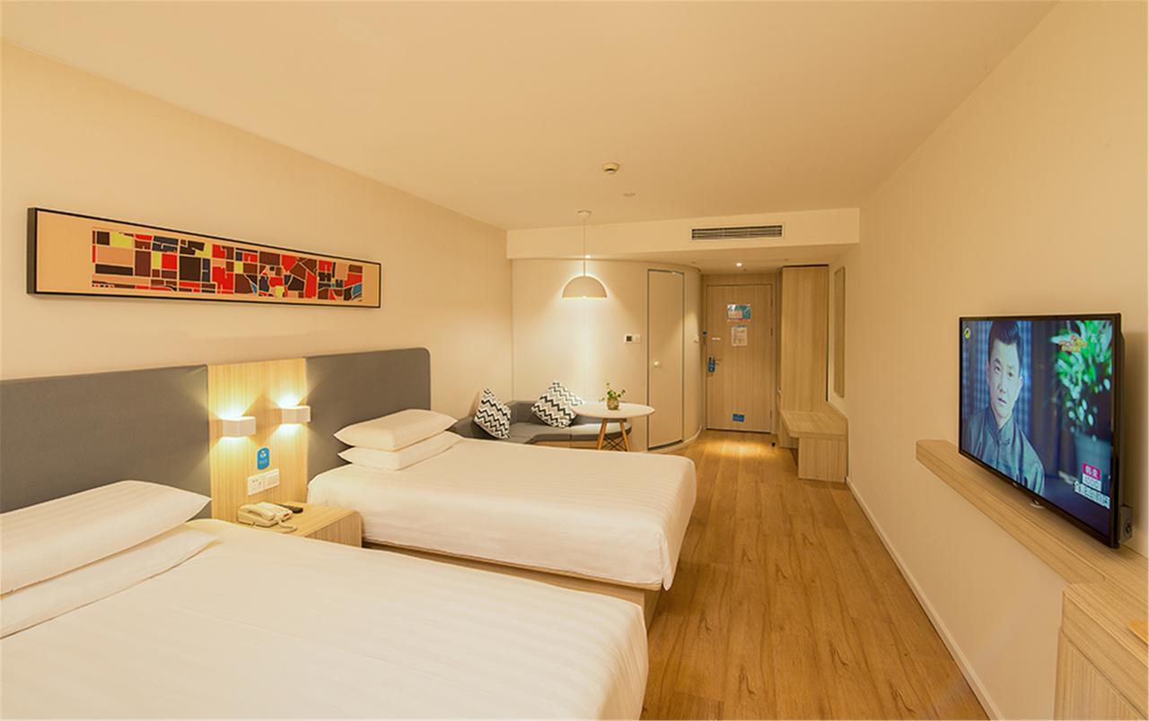 Hanting Hotel Qingdao Zhanqiao Railway Station Exterior photo
